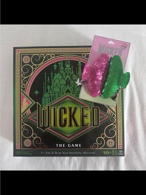 WICKED The Game Plus Elphaba / Glinda Claw Clips